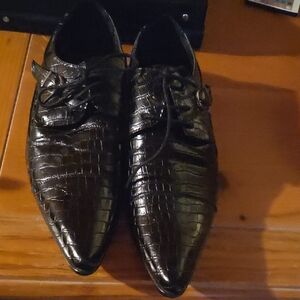 Men's Black Crocodile Pattern Oxfords